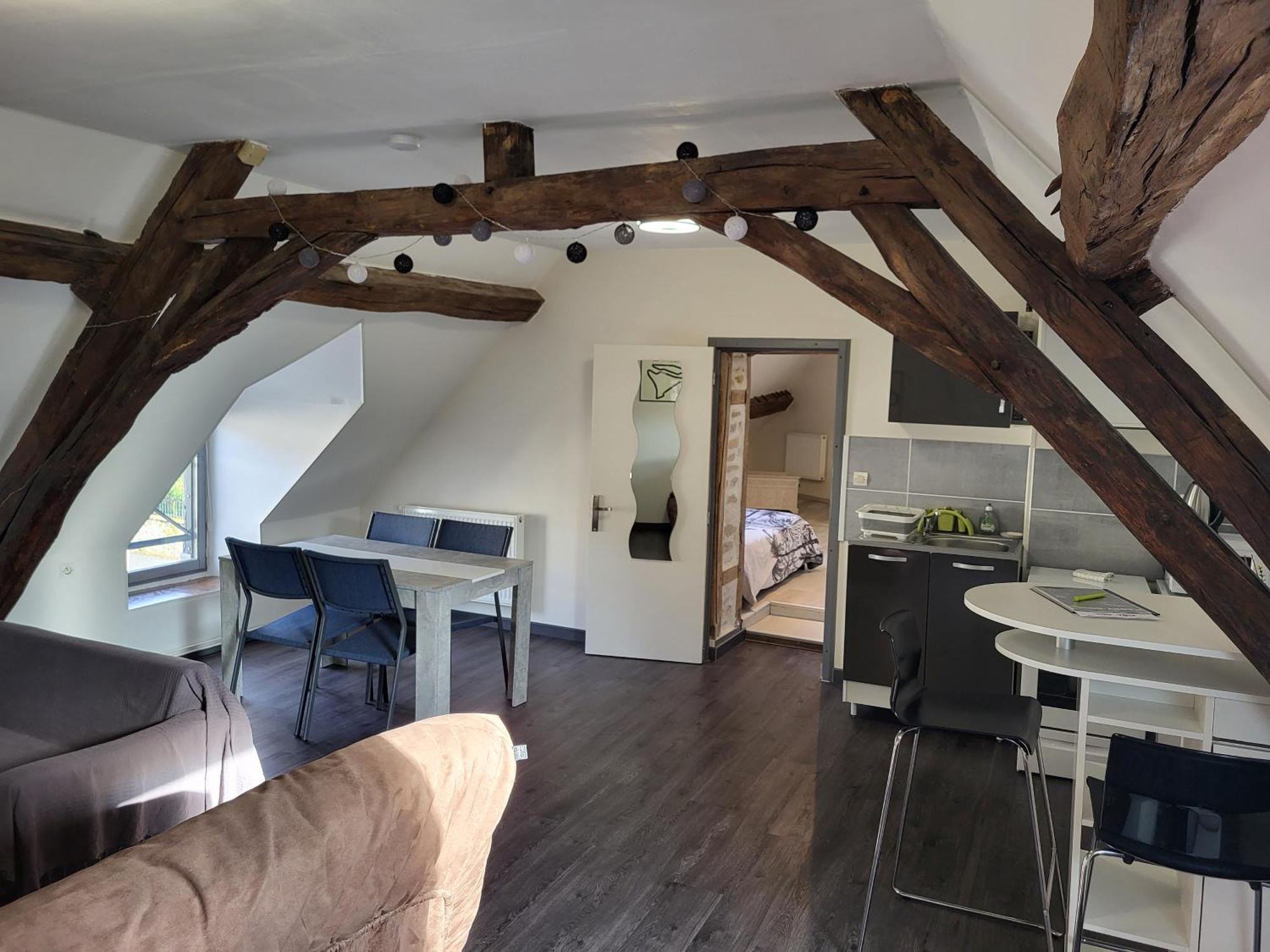 Appartement Au Pied Du Circuit De مانيي كور للسباقات المظهر الخارجي الصورة